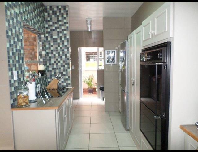 3 BEDROOM APARTMENT SOLD IN FLORAUNA
